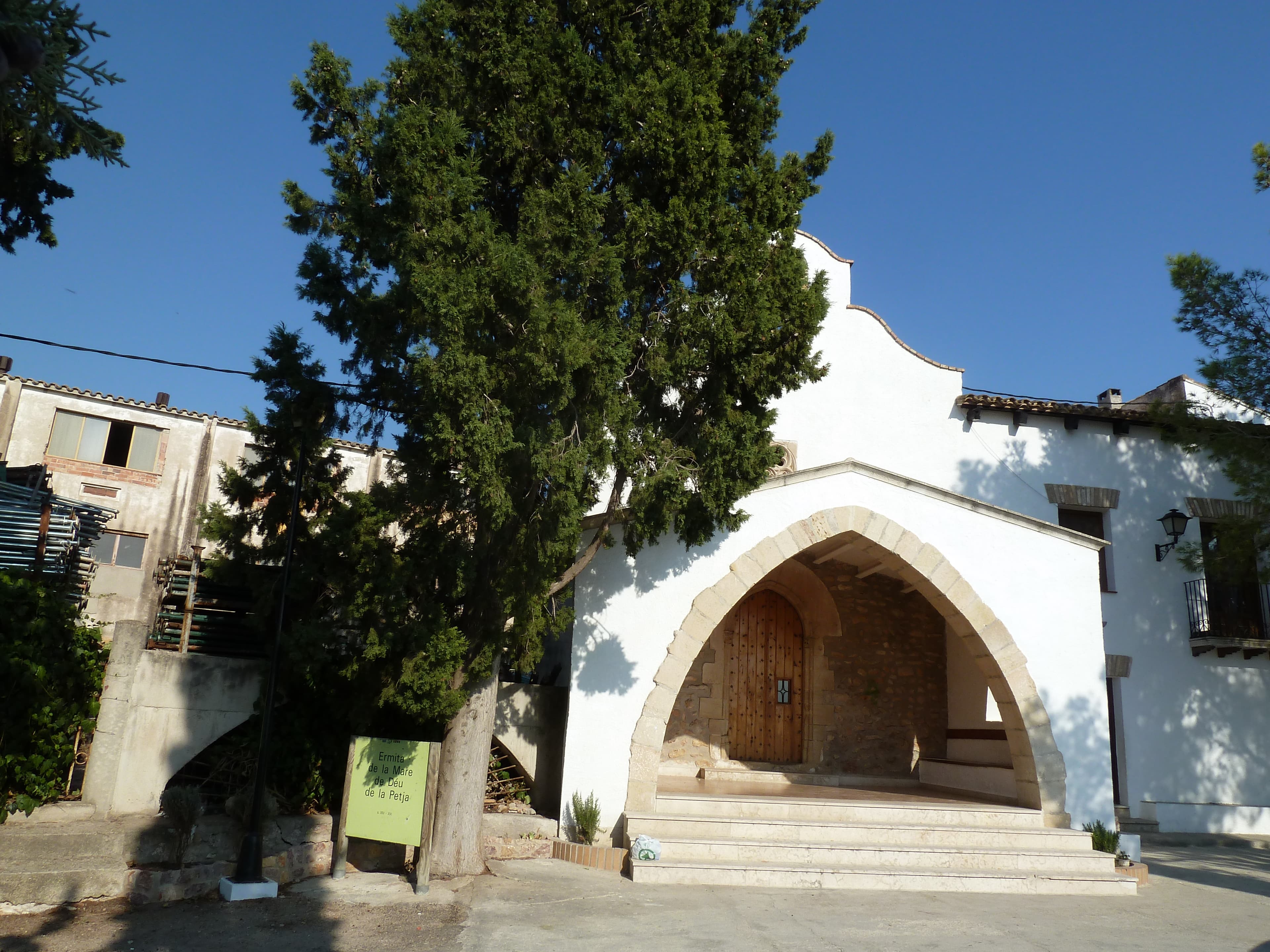 santuari de la mare de déu dels àngels de la petja